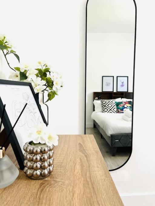 Newly Refurbished Flat In The Heart Of Appartamento *